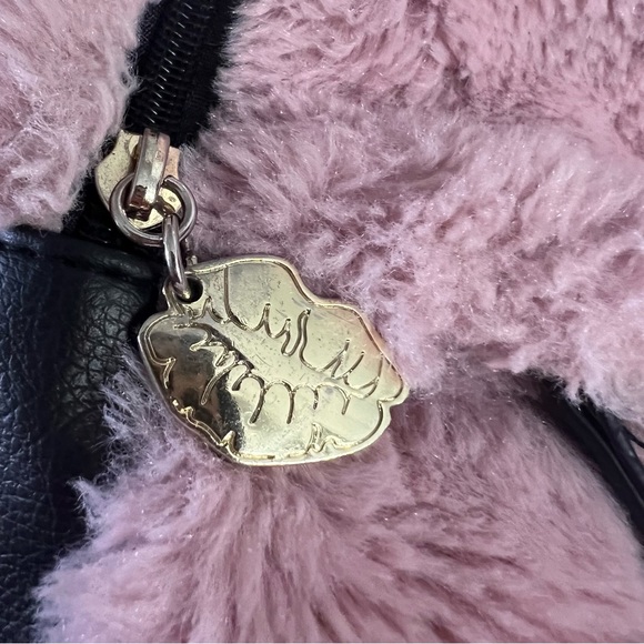 Betsey Johnson pink and black fuzzy backpack - Picture 3 of 11